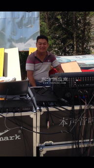 藝苑隆廣告 點(diǎn)亮漢口舞臺(tái)的一束光